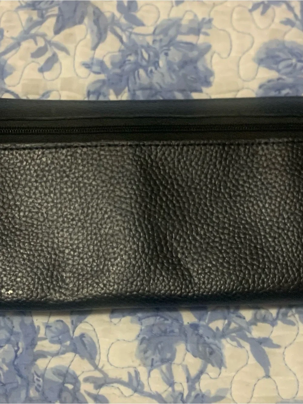 Source Unknown Black Pebbled Leather Clutch Wallet